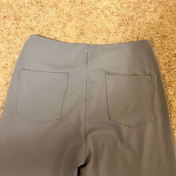 🆕 HALARA Flex SculptKnit High Waisted
Pocket Work Pants size L in gray NWT - Picture 6 of 8